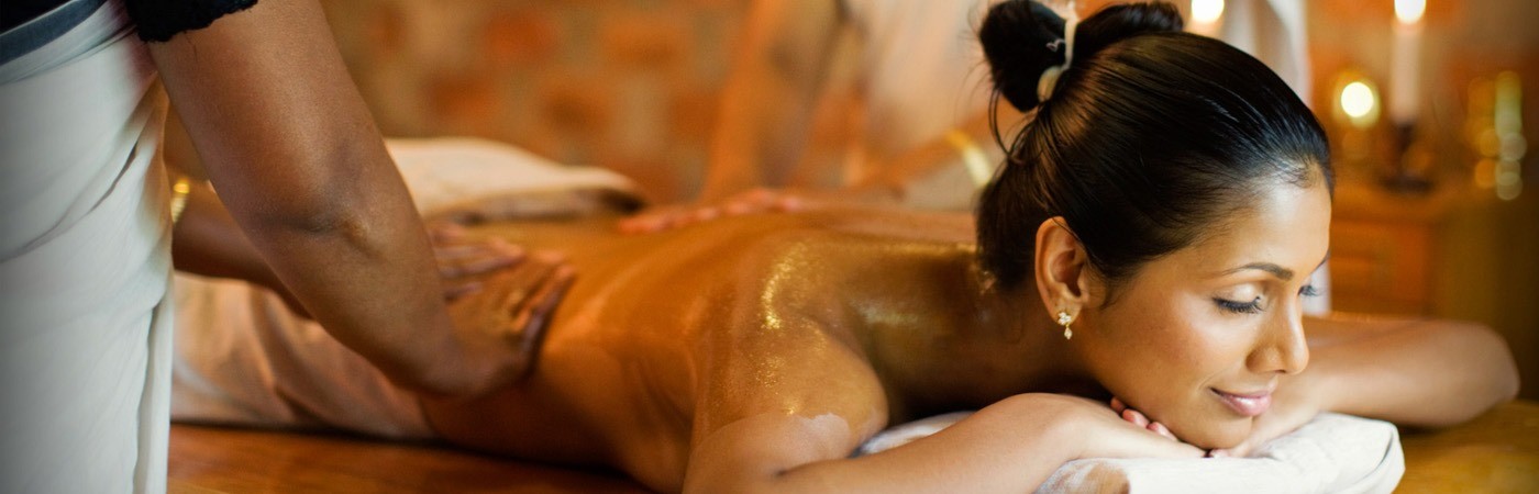 Tajski masaż złotym olejem